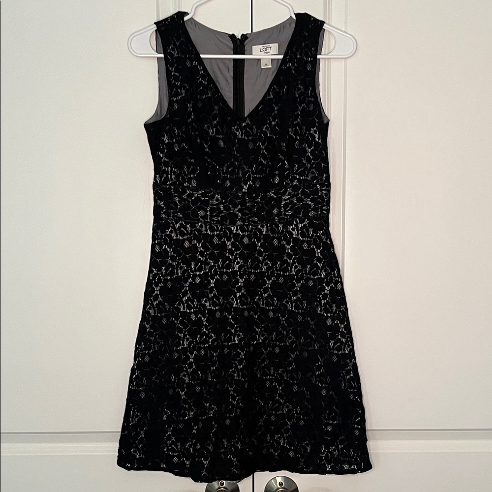 Ann Taylor LOFT Black Floral Lace Dress